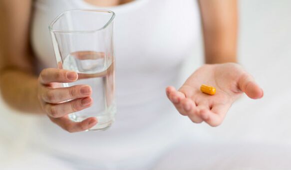 Nehmen Sie Tabletten, um Würmern vorzubeugen